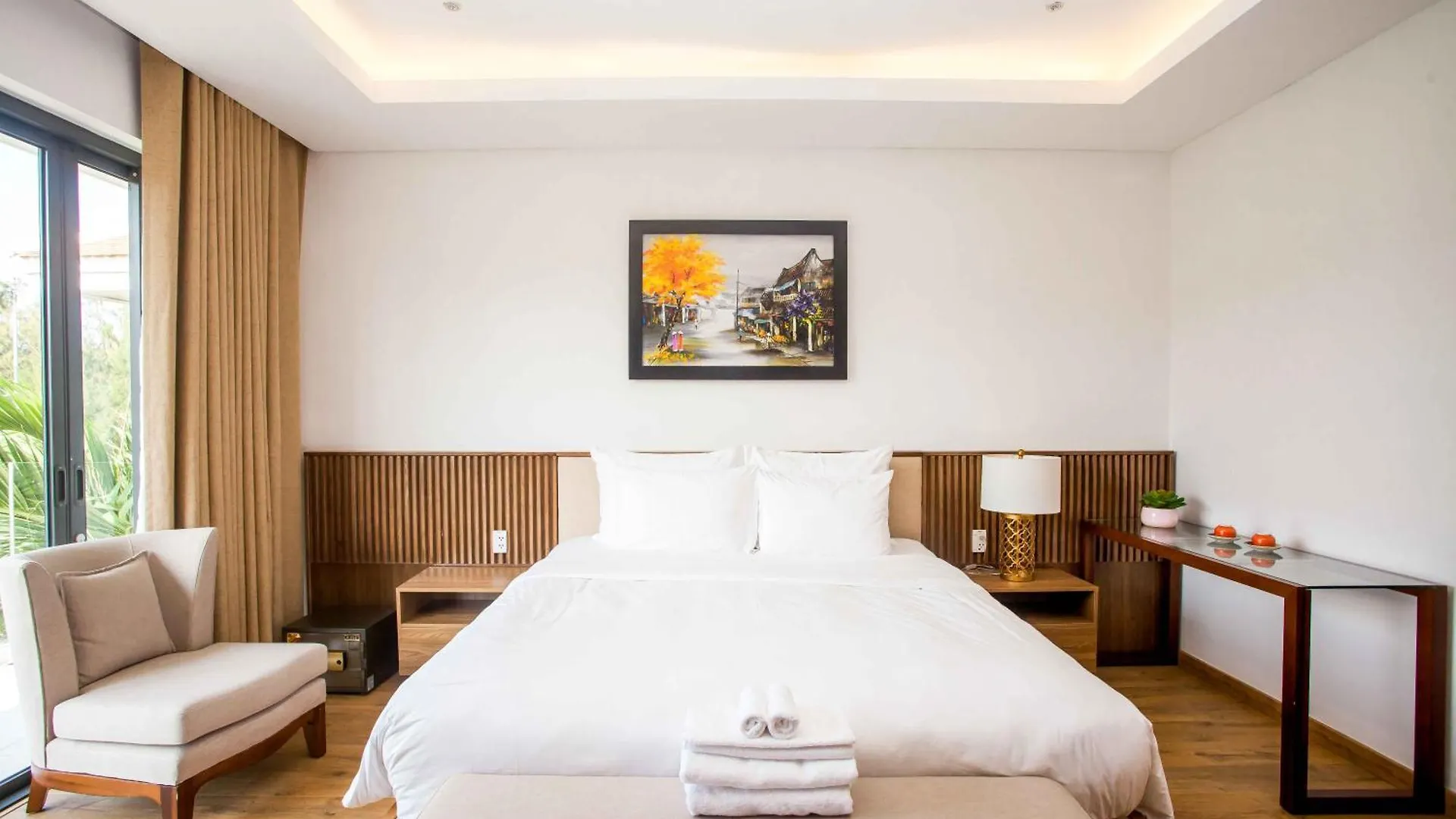 Dreamy Beach Villas And Resort Da Nang 5*,